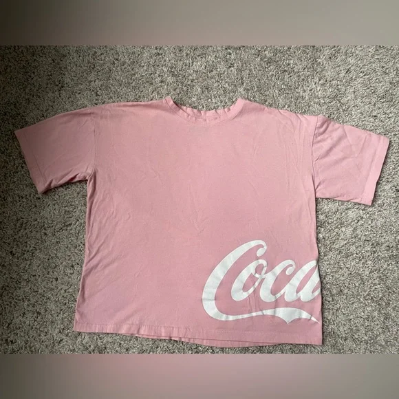 Coca-Cola Pink T-Shirt - Size XS - Oversized Fit - Picture 1 of 5